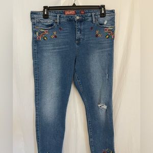 Lucky Brand Jeans - Ava Skinny- Floral Embroidered- Size 14/32
